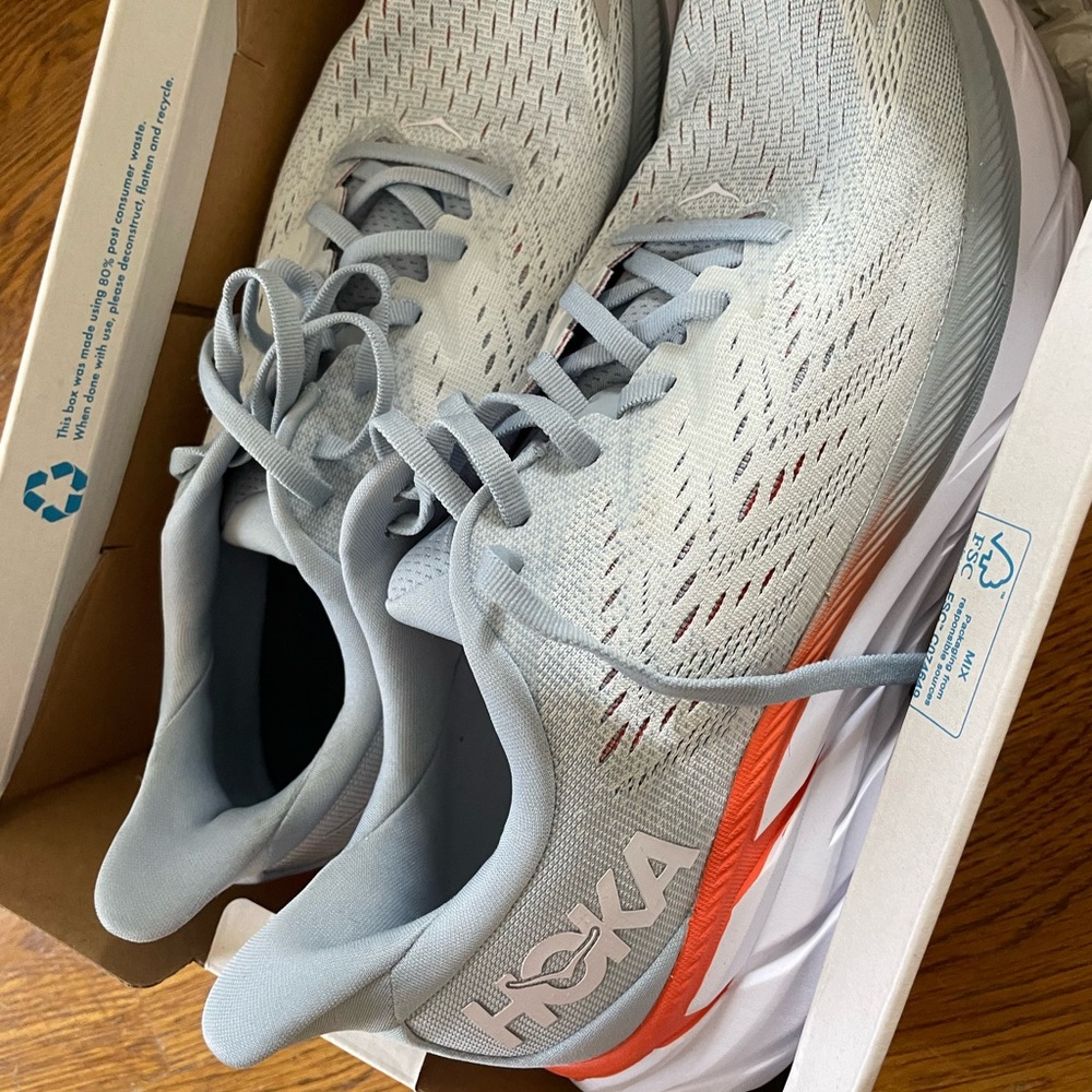 NIB Hoka Clifton 8